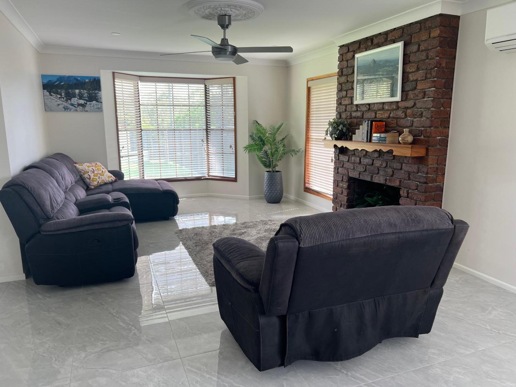 Ark Accommodation Glass House Mountains Bagian luar foto